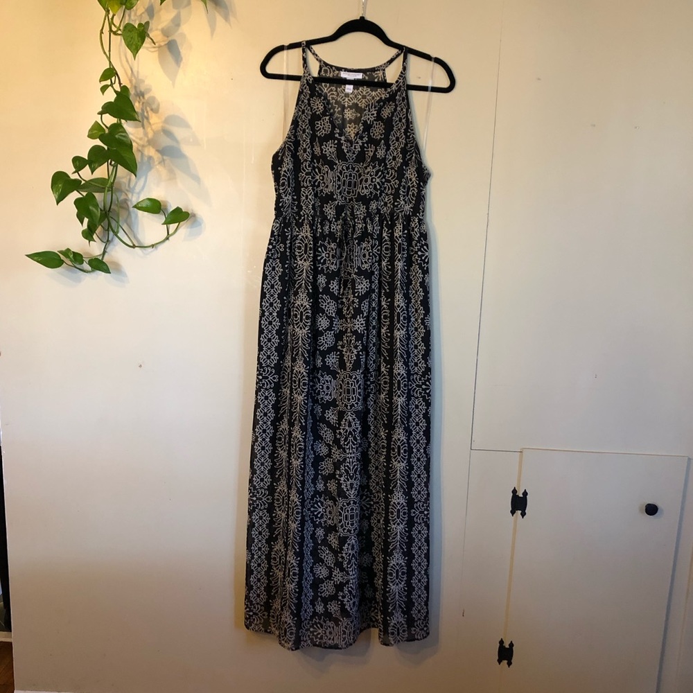 Liz Lange Maternity Sheer Maxi Dress
